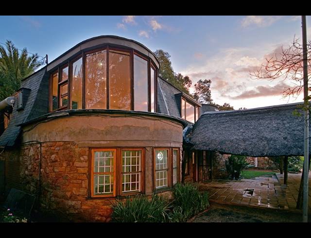 3 BEDROOM HOUSE FOR SALE IN MOUNTAIN VIEW